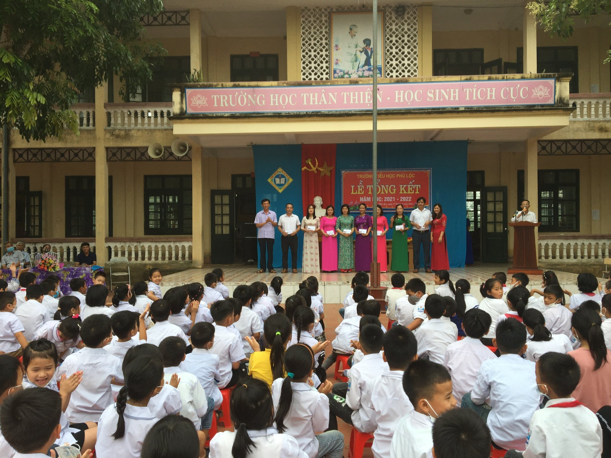 khối giáo dục xã Phú Lộc tổ chức tổng kết năm học 2021-2022