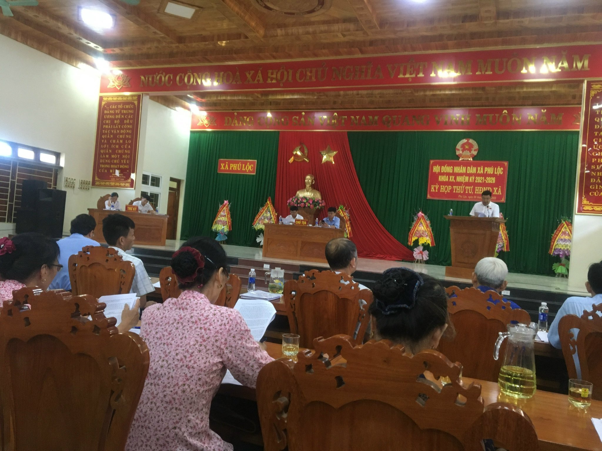 Hội đồng nhân dân xã khoá XX, tổ chức kỳ họp thứ 4